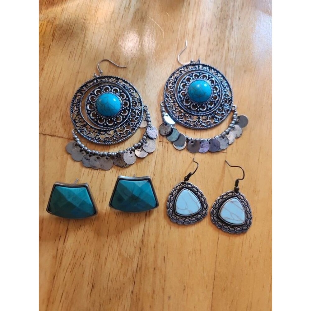 Silvertone and Faux Torquoise Earrings